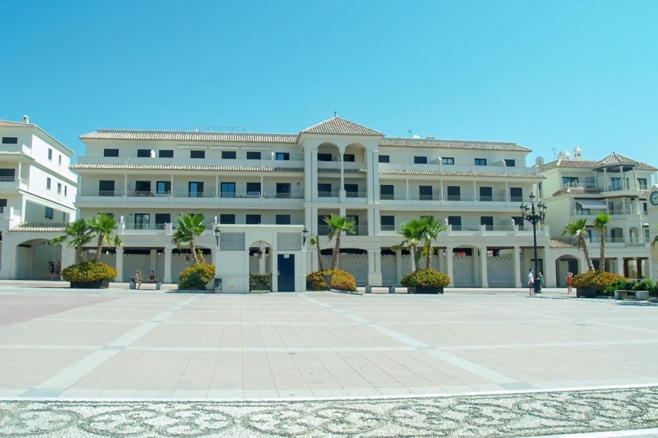 Paradise - Center Plaza España * Nerja